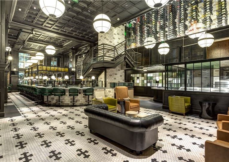 Upscale Norfolk Restaurants Rooftop Bar Hilton Norfolk The Main