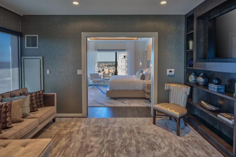 Upgrade To Our Spacious Norfolk Presidential Suite The Main